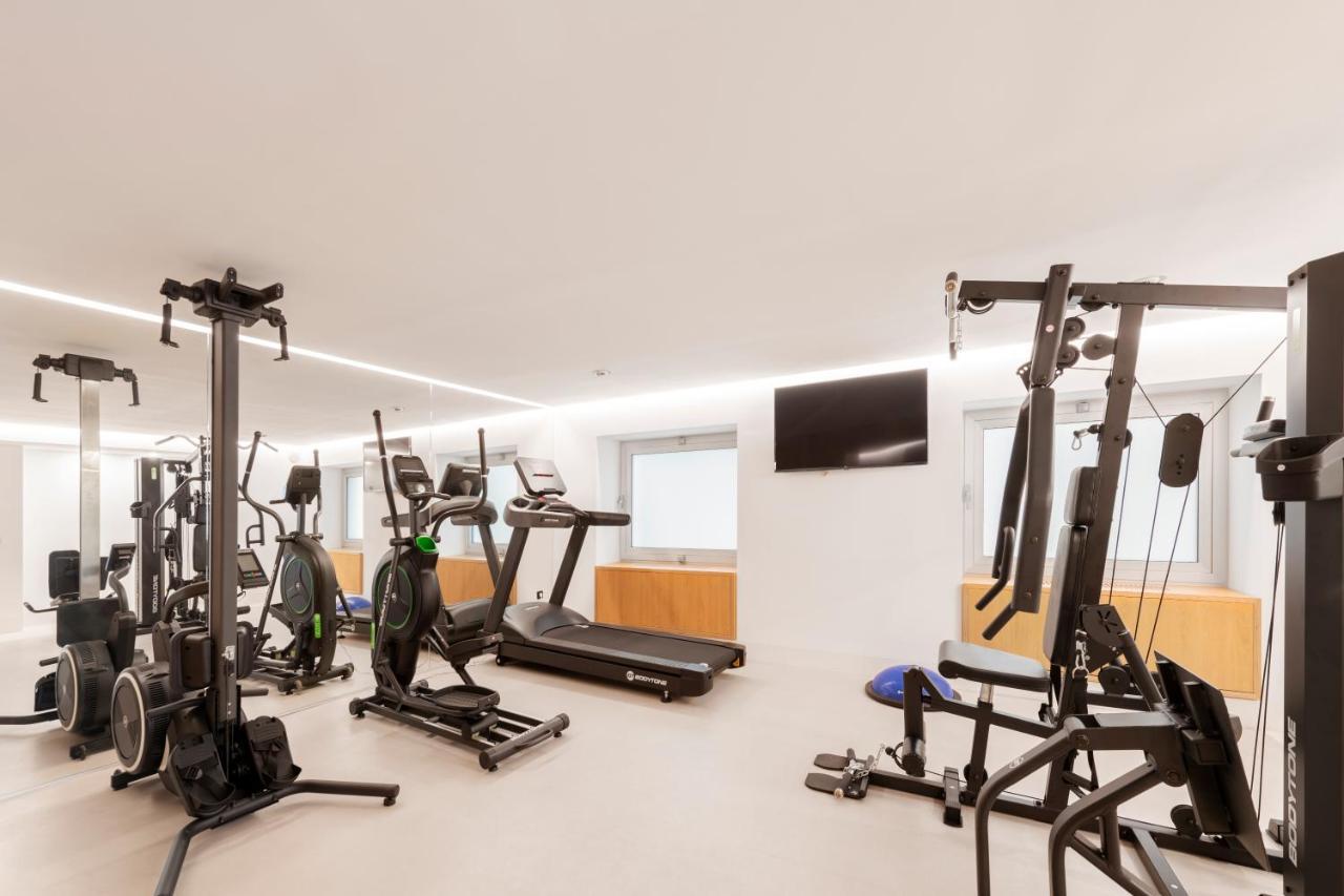 Eurostars Portico Alicante Exterior foto The gym at the 2016 Olympic Village