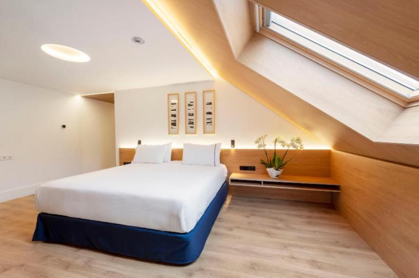 Eurostars Portico Alicante Exterior foto A room at the hotel